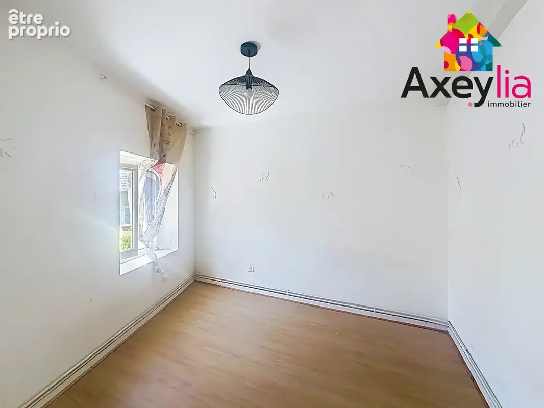 A vendre- ambierle- maison de village - photo 4