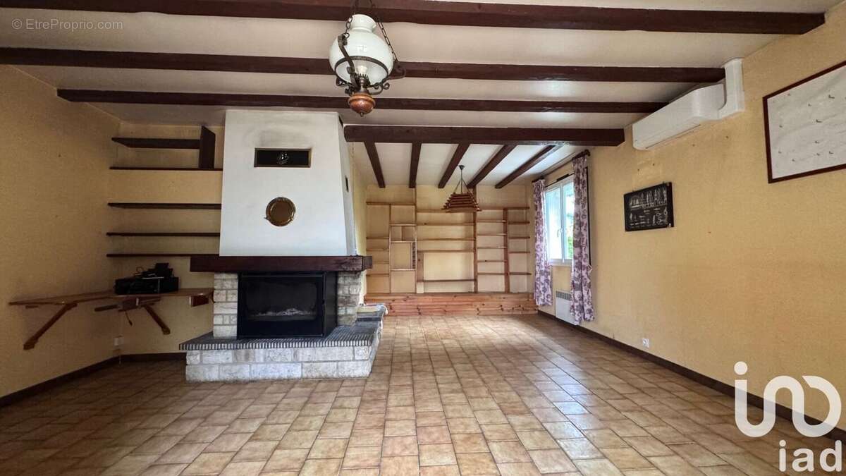 Photo 3 - Maison à MAIZIERES-LA-GRANDE-PAROISSE