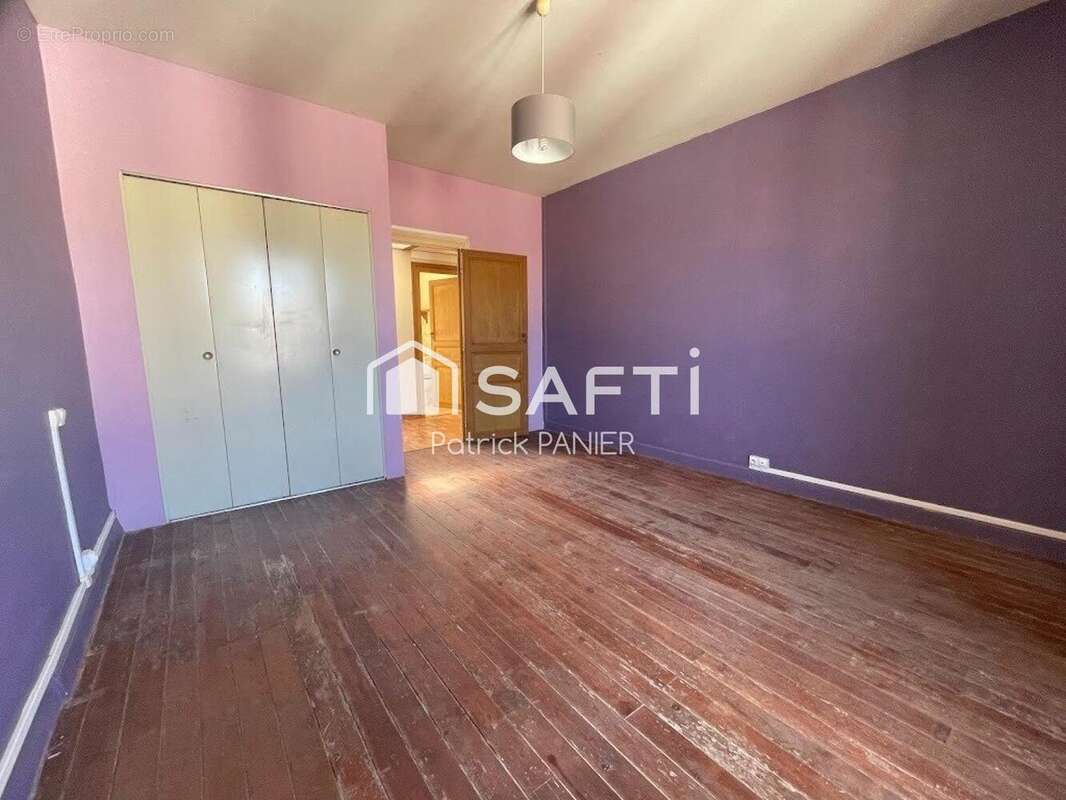 Maison 227 m² à Aulnay  - photo 7