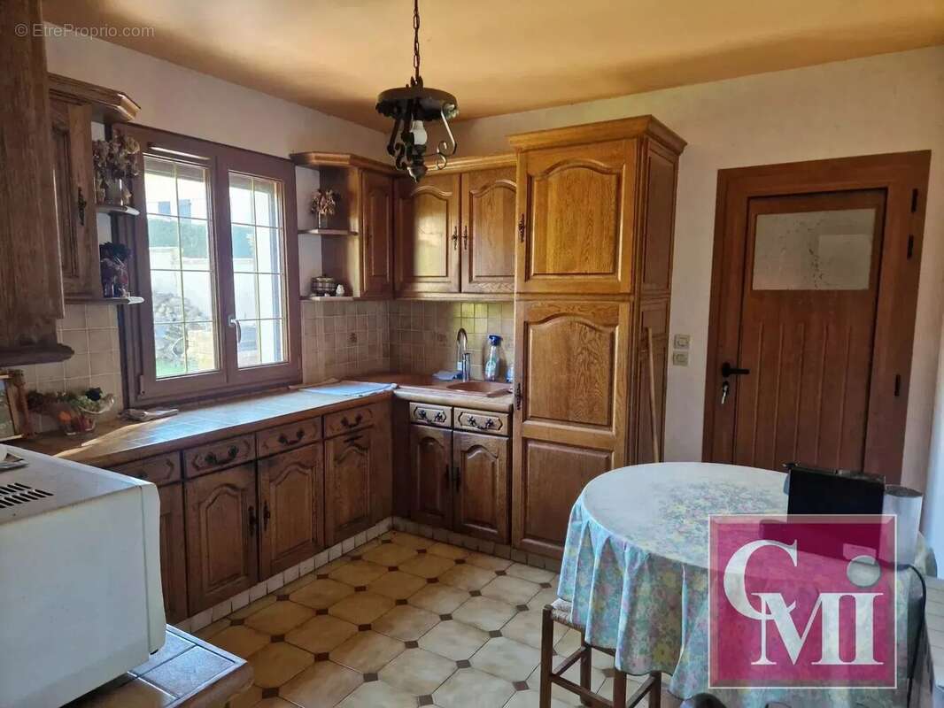 Maison agréable sur un terrain clos de 424 m2 (3 chambres et - photo 5