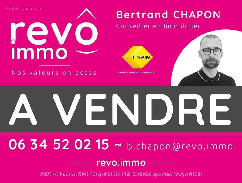 Maison à SAINT-LAMBERT-DU-LATTAY