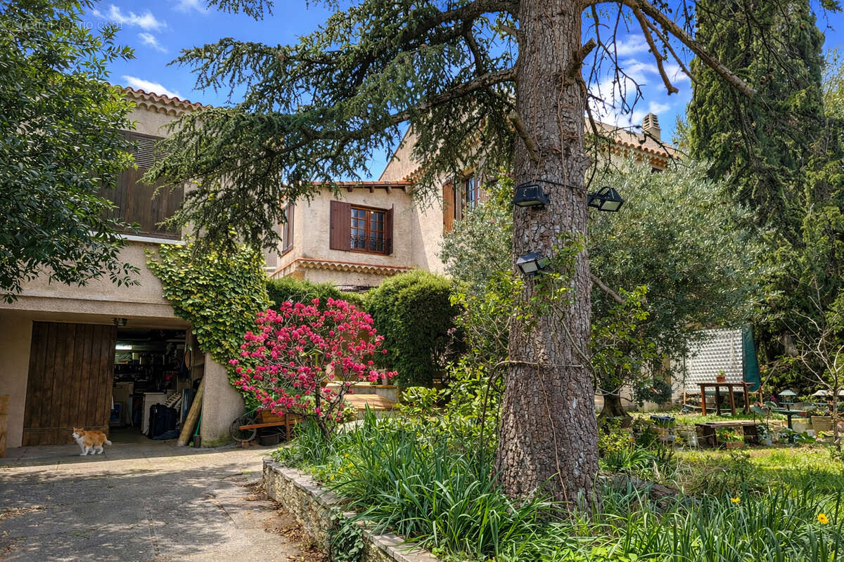 Maison à MARSEILLE-11E