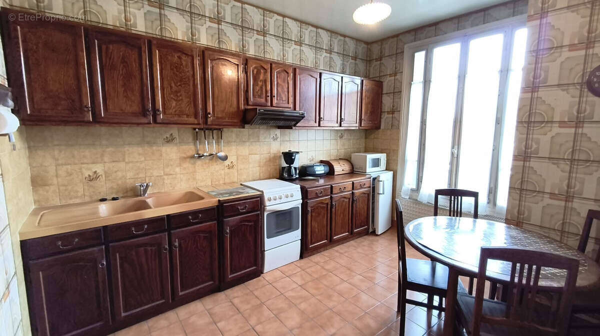 Maison à VIGNEUX-SUR-SEINE