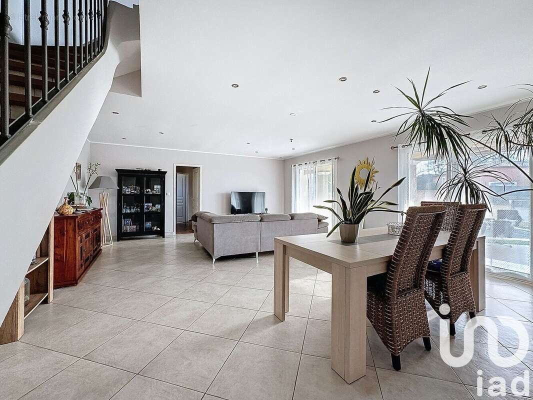 Photo 4 - Maison à CERS