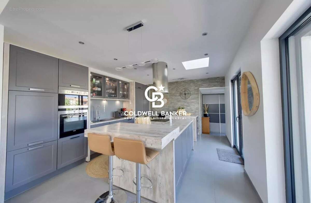 Maison à SAINT-CYPRIEN