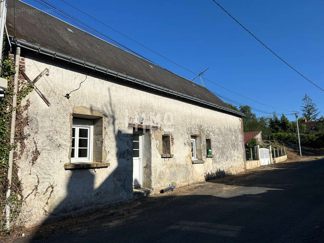 Maison à BEAUMONT-SUR-DEME