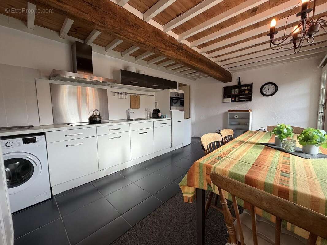 Maison à MONTIGNY-EN-MORVAN