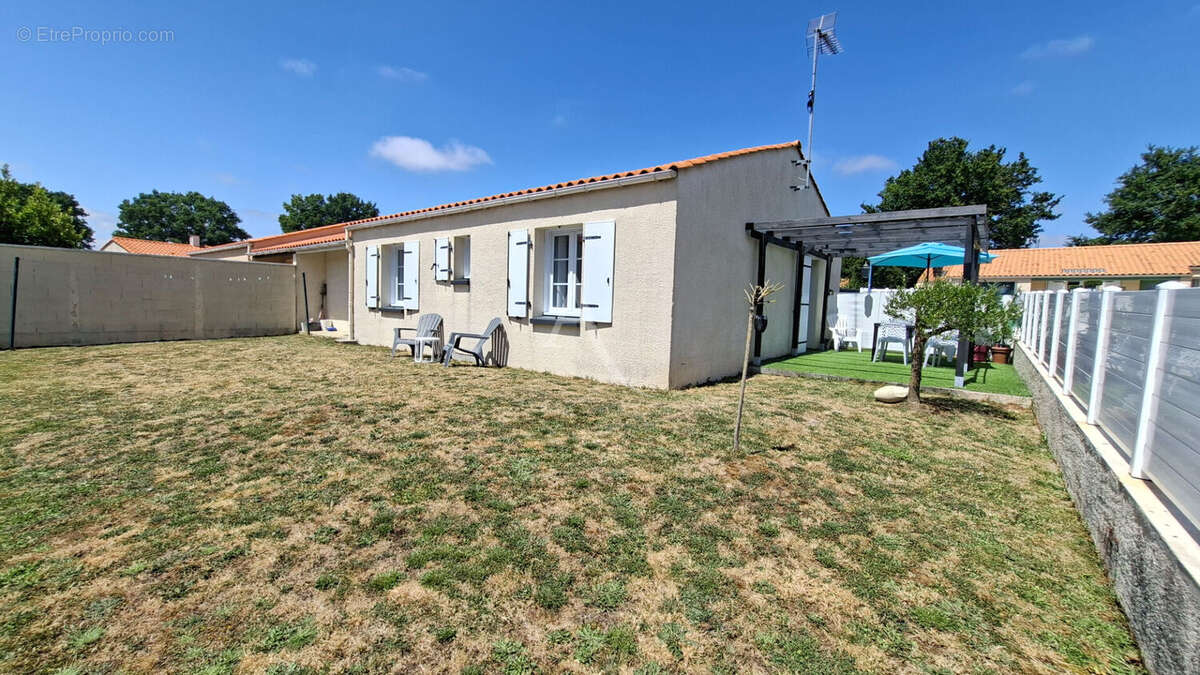 Maison à LE POIRE-SUR-VIE