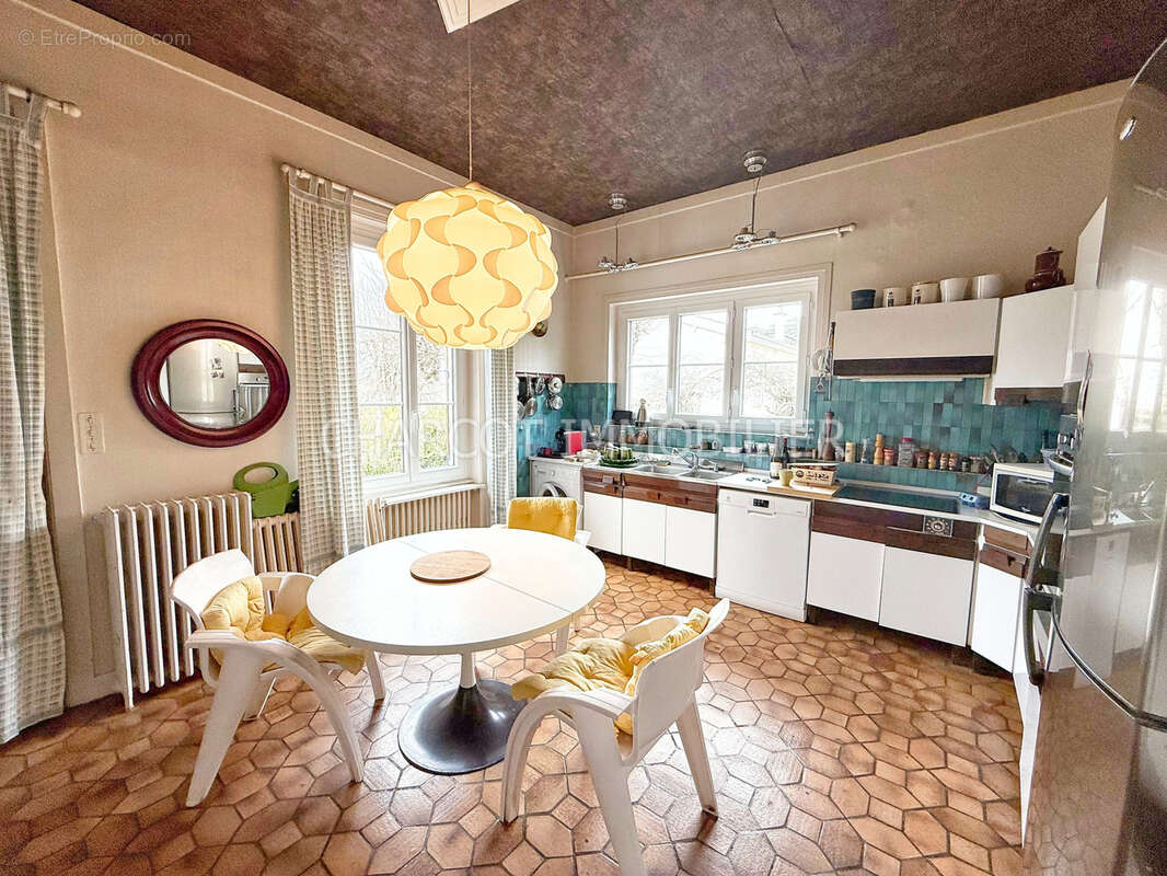 Maison à LYON-5E