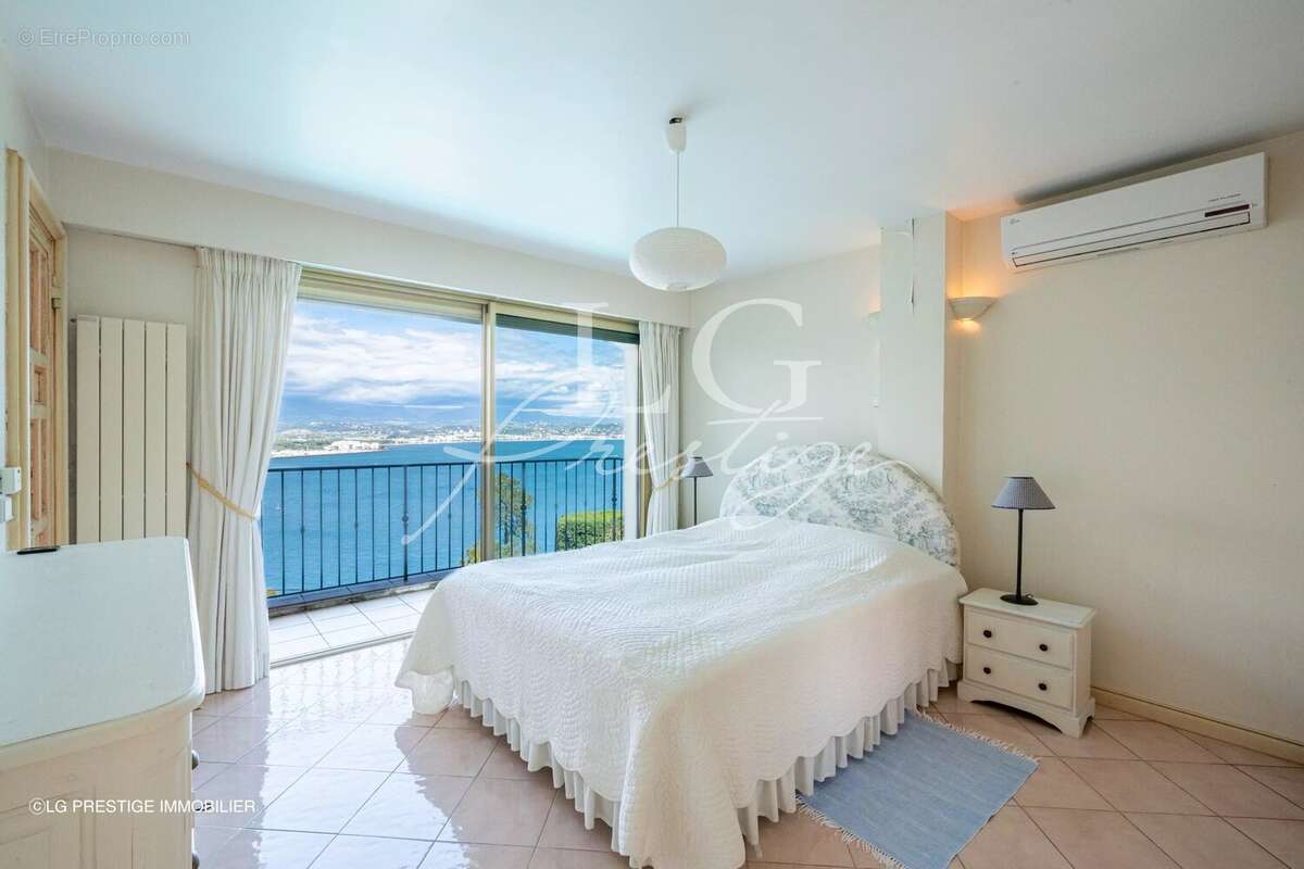 Maison à THEOULE-SUR-MER