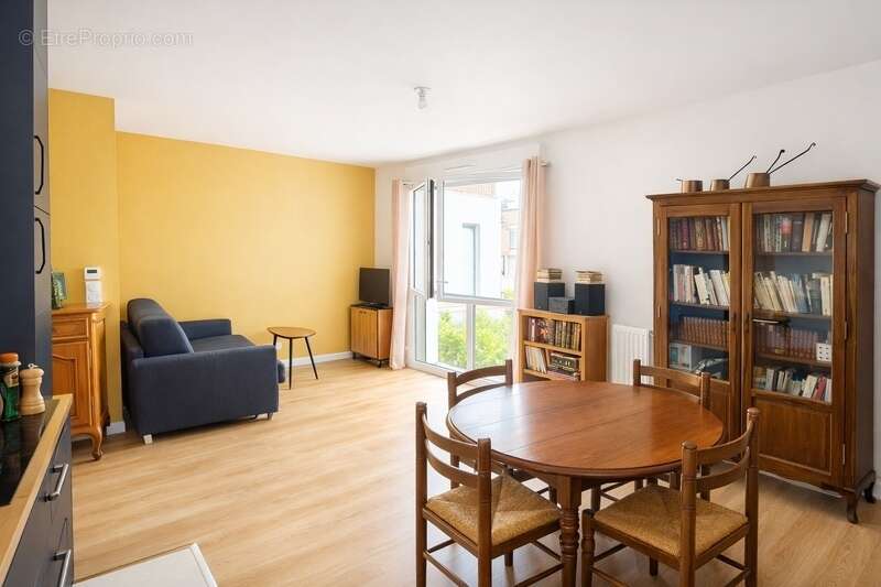 Appartement à COLOMBES