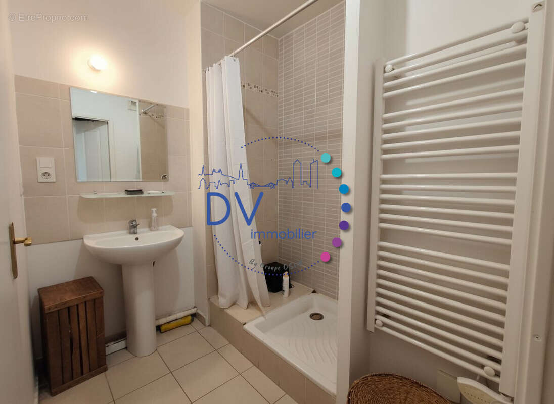 Appartement à LYON-8E
