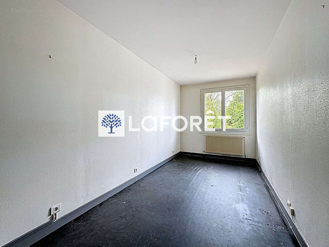 Maison à LE MESNIL-ESNARD