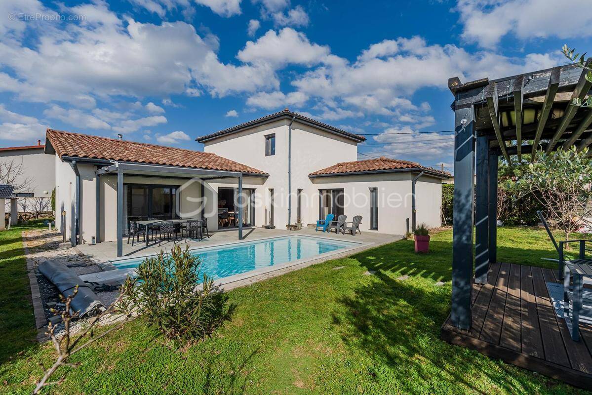 Maison à LA BOISSE
