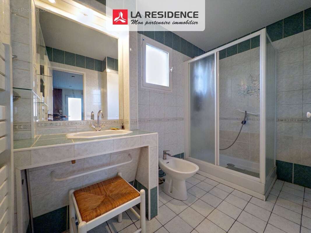 Maison à LES MUREAUX