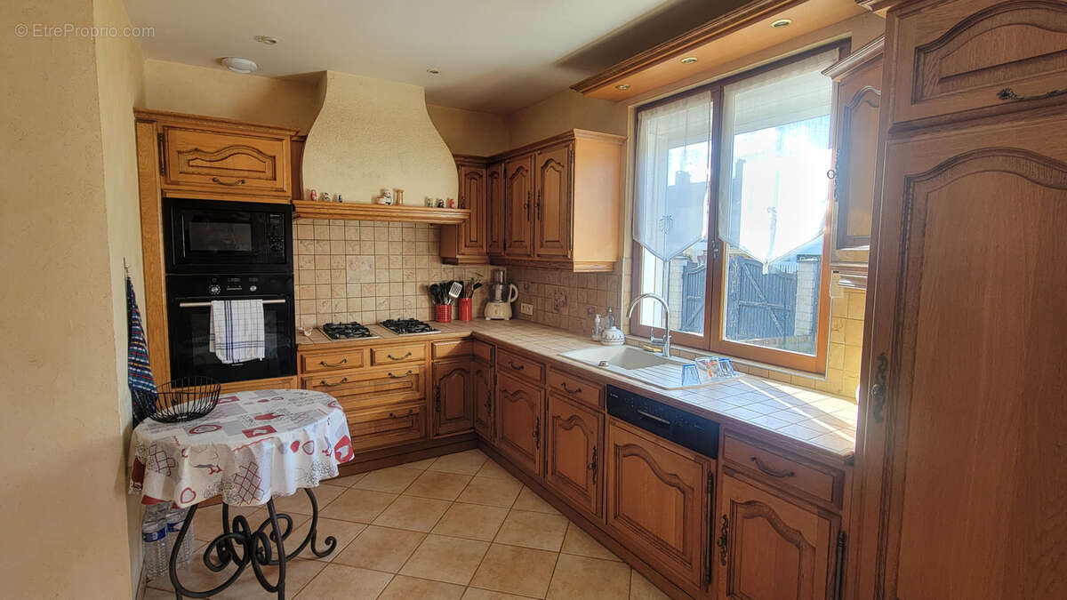 Maison à BRAY-SUR-SEINE