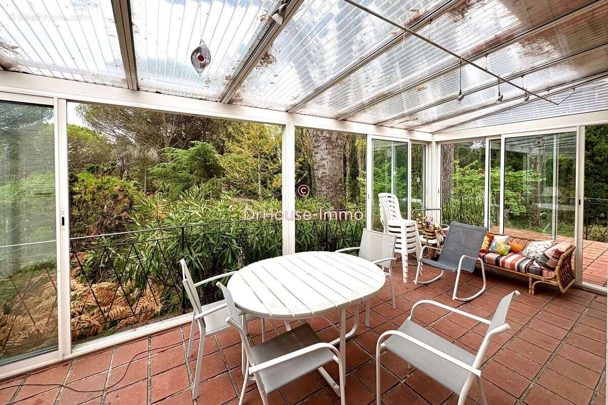 Maison à VILLEMOUSTAUSSOU