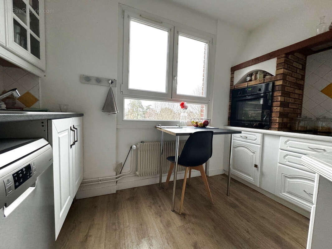 Appartement à SURVILLIERS