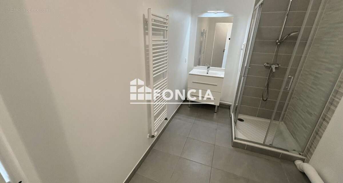 Appartement à SAINT-CYR-L'ECOLE
