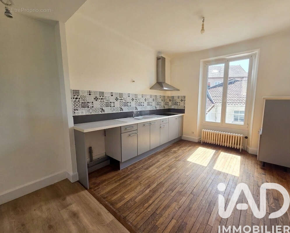 Photo 4 - Appartement à LOUZE