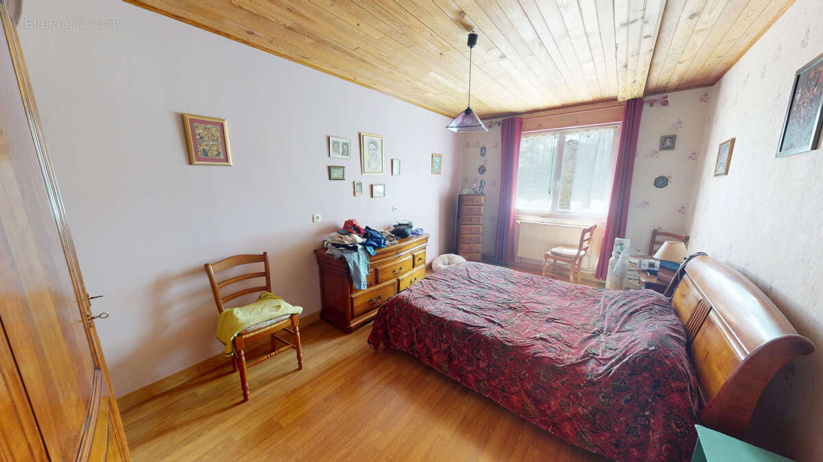 Maison à CRAPONNE-SUR-ARZON