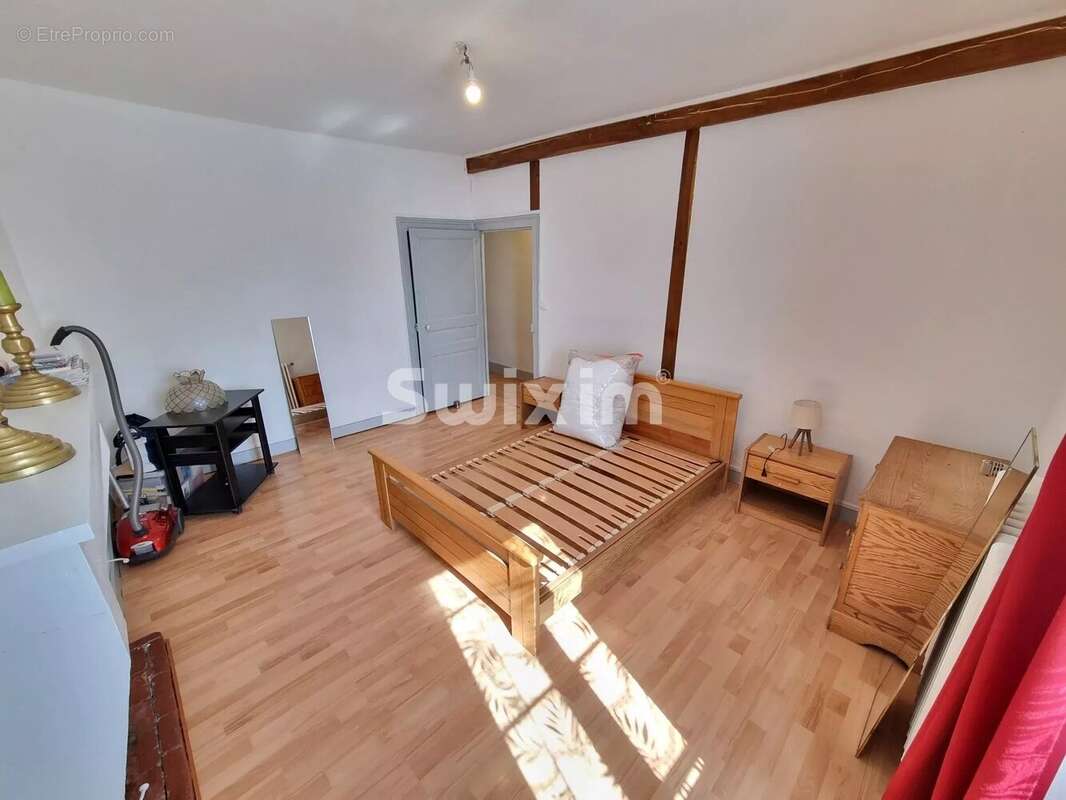 Appartement à ASNIERES-SOUS-BOIS