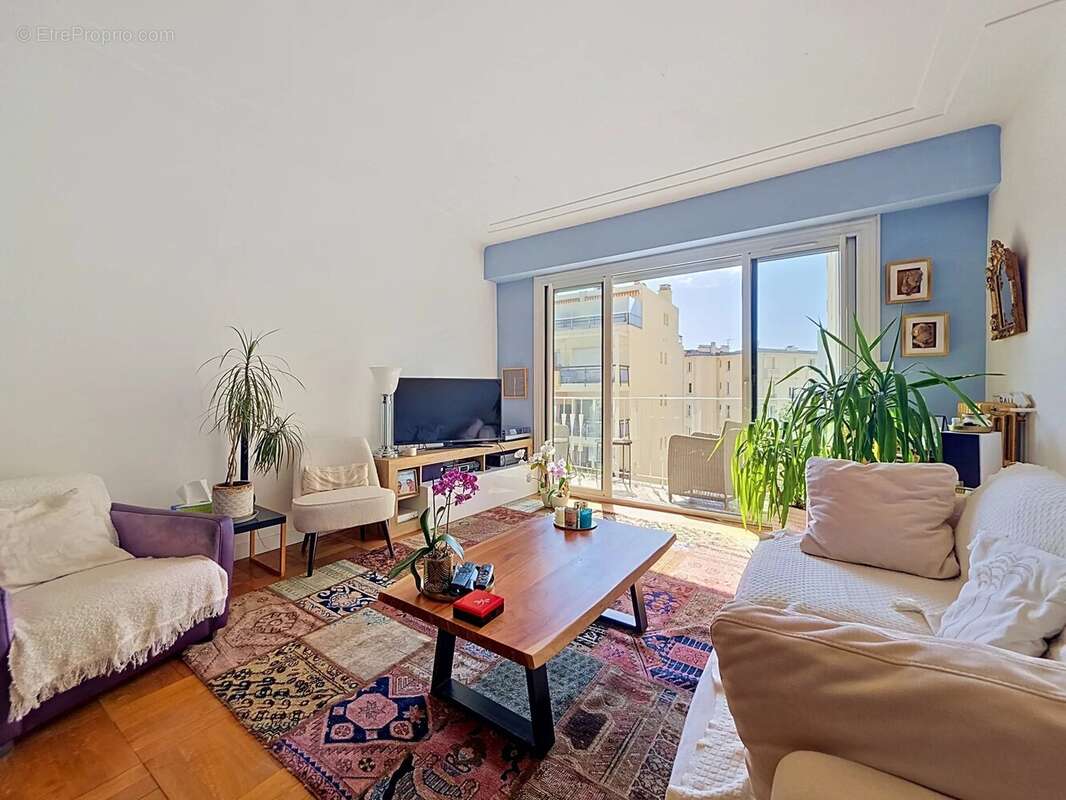 Appartement à LE CANNET