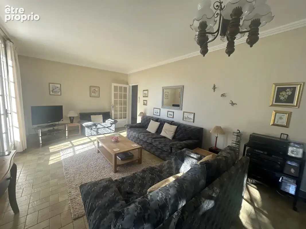 Maison de ville au calme, 4 chambres, garage, terrain 1201m2 - photo 2