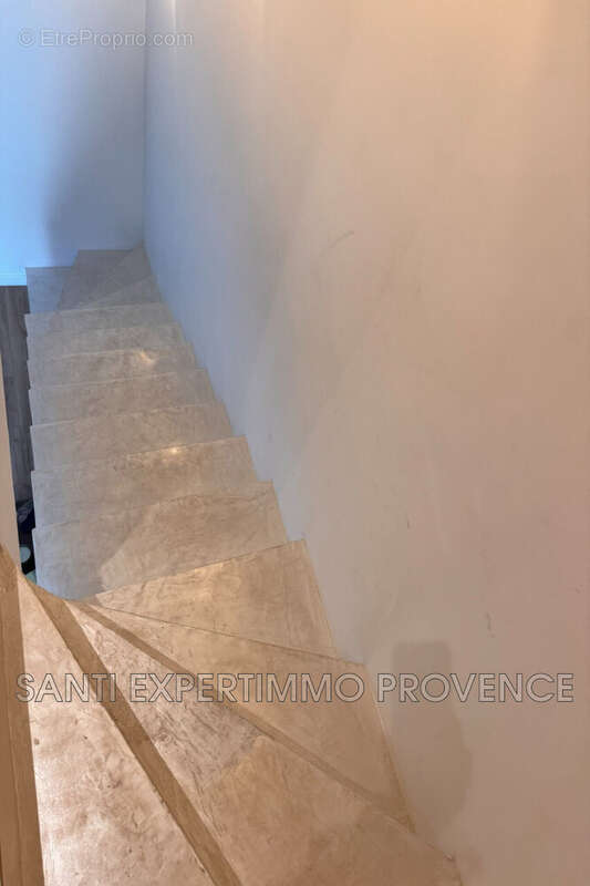 Maison 87 m² à Marseille-16e  - photo 5