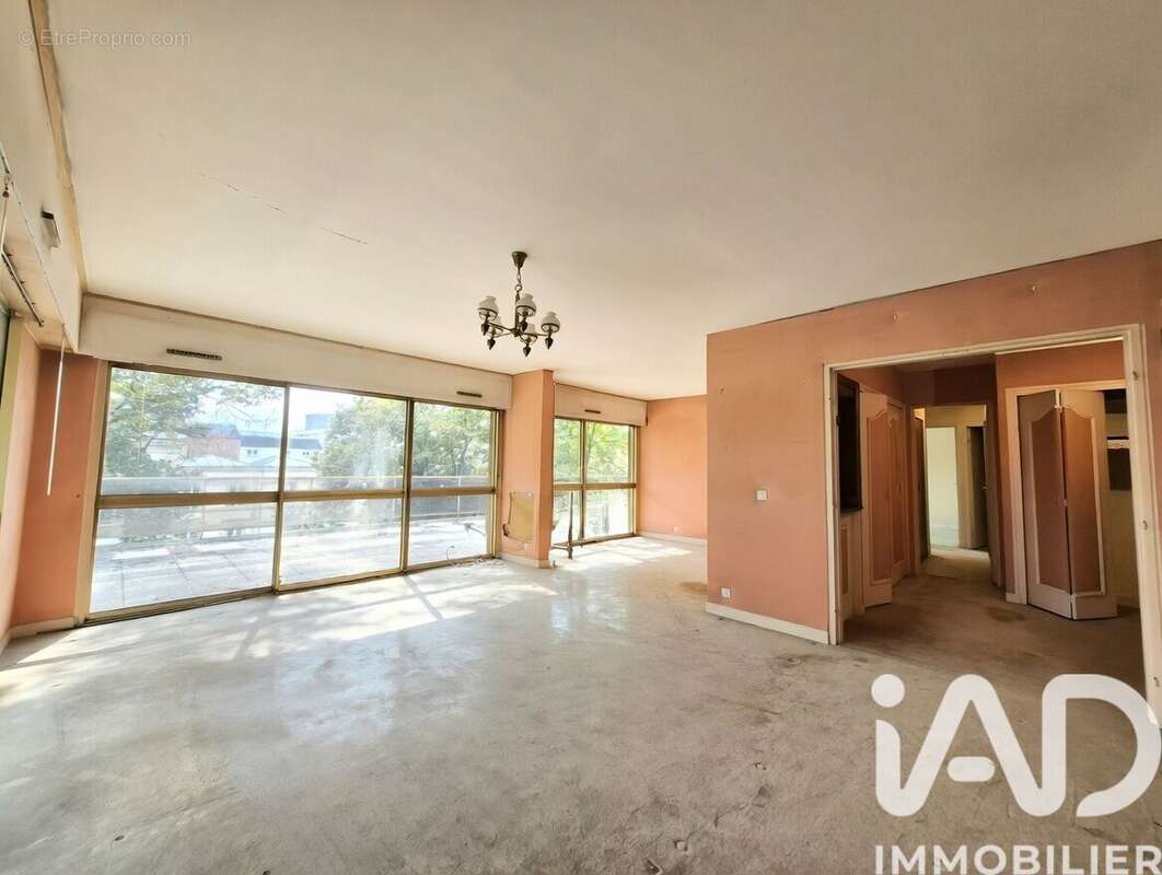 Photo 5 - Appartement à CHARLEVILLE-MEZIERES