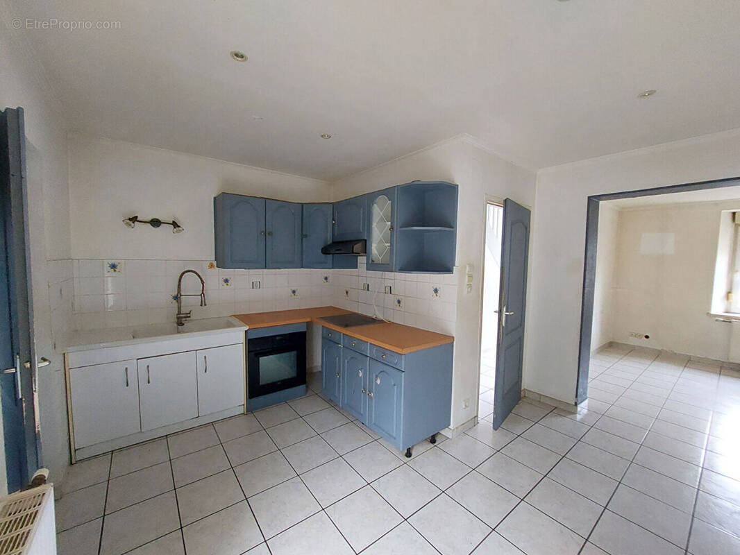 Maison à AUDUN-LE-TICHE