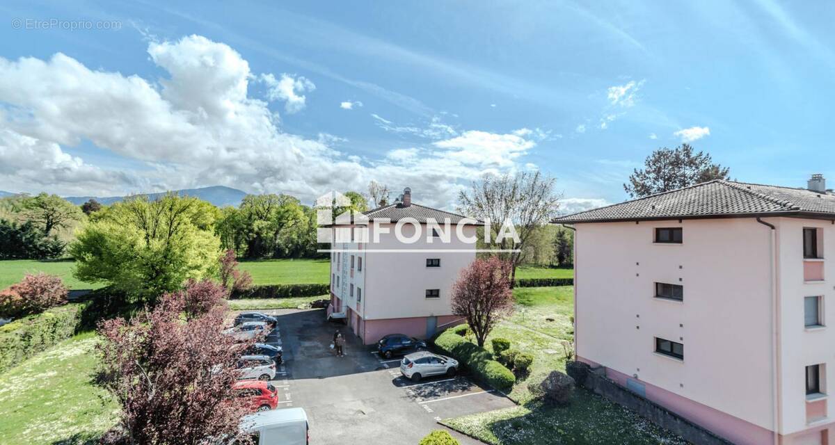 Appartement à DOUVAINE