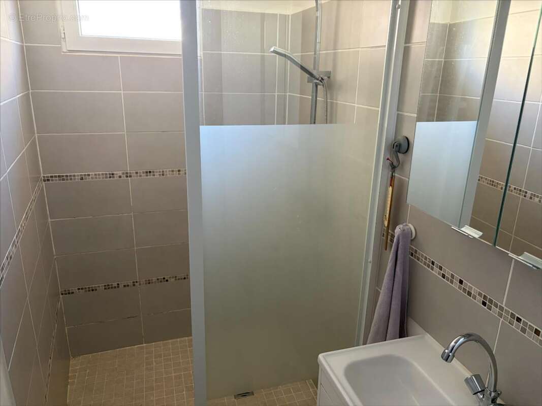 Maison 67 m² à Saint-Georges-Les-Baillargeaux  - photo 6