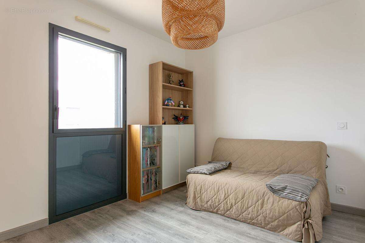 Maison Mouzillon 6 P . 4 Chs . Bureau . 138.77 M² . T 681 M² . Garage . Terrasse . Balcon - photo 15