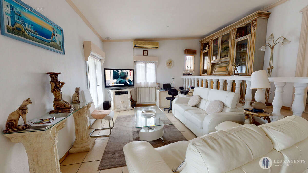 Maison à SAINT-MARTIN-D&#039;HERES