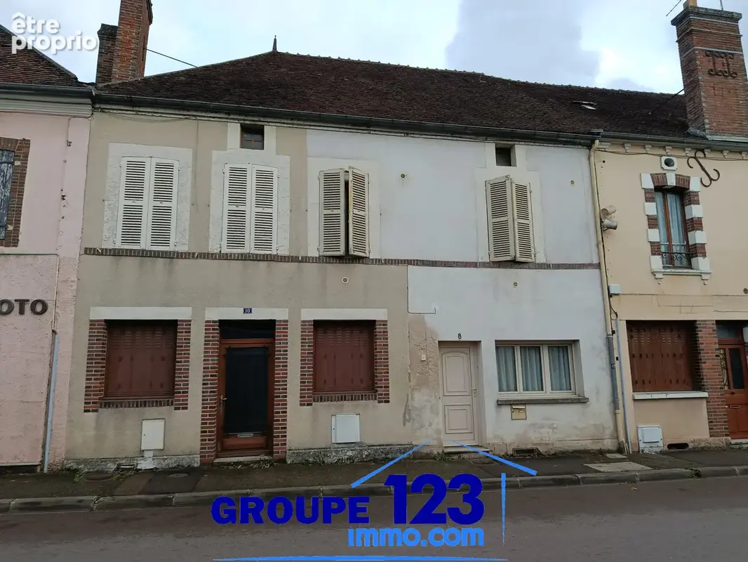 Maison à AILLANT-SUR-THOLON