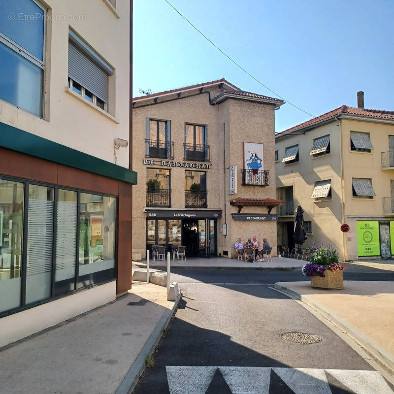 Commerce à RISCLE