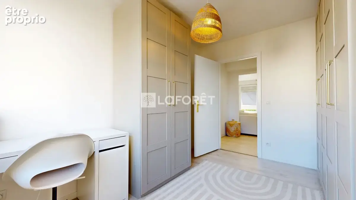 Appartement 4 pièces avec 3 chambres, extérieur et parking ? Bischheim - photo 8