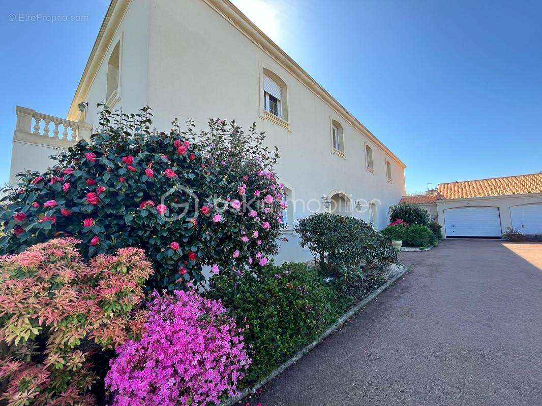 PROPRIÉTÉ 483m2 - photo 15