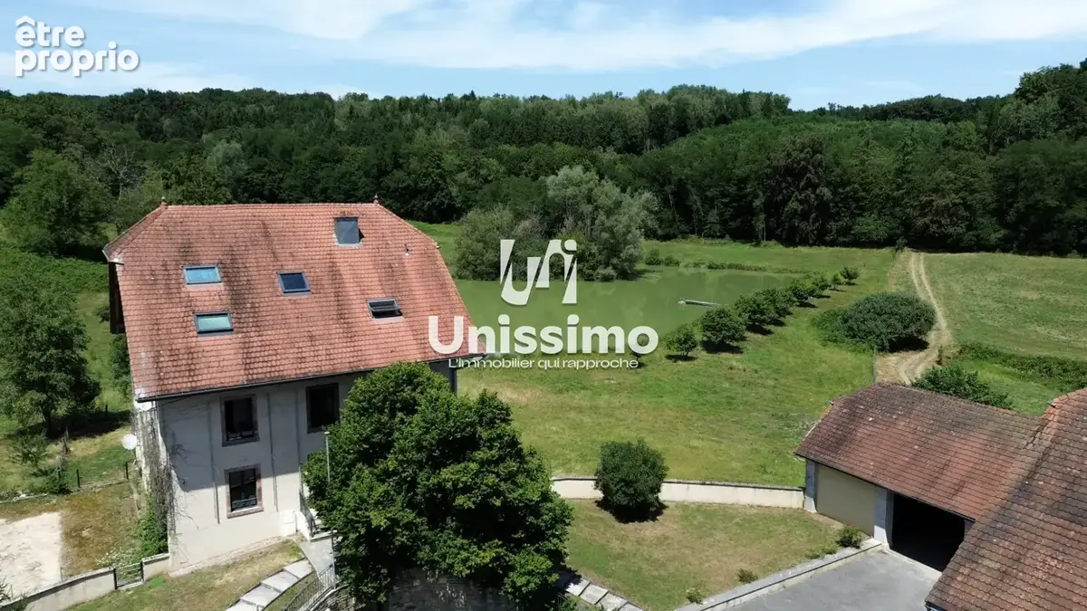 Appartement à DUNG