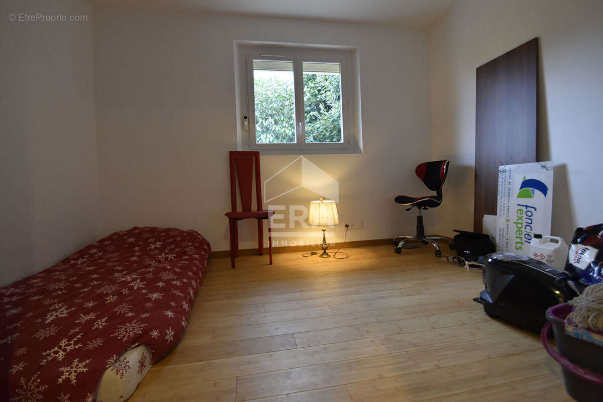 Maison à LE TREMBLAY-SUR-MAULDRE