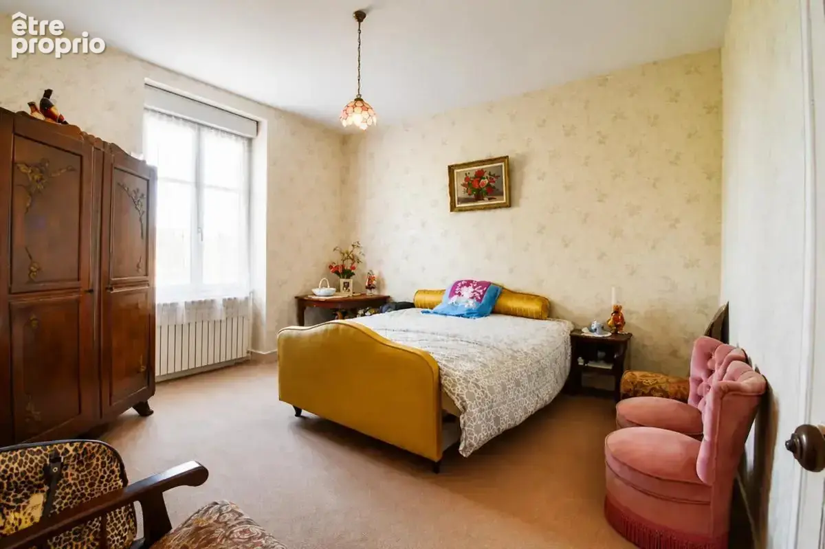 Maison Bourgeoise de 8 pièces de 185 m² à Châteaumeillant - photo 11