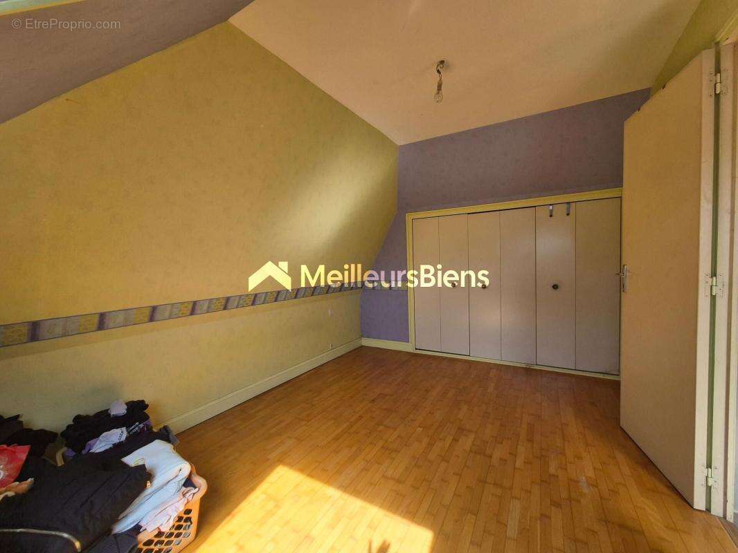 Bien idéalement situé proche commerces et transports - photo 10