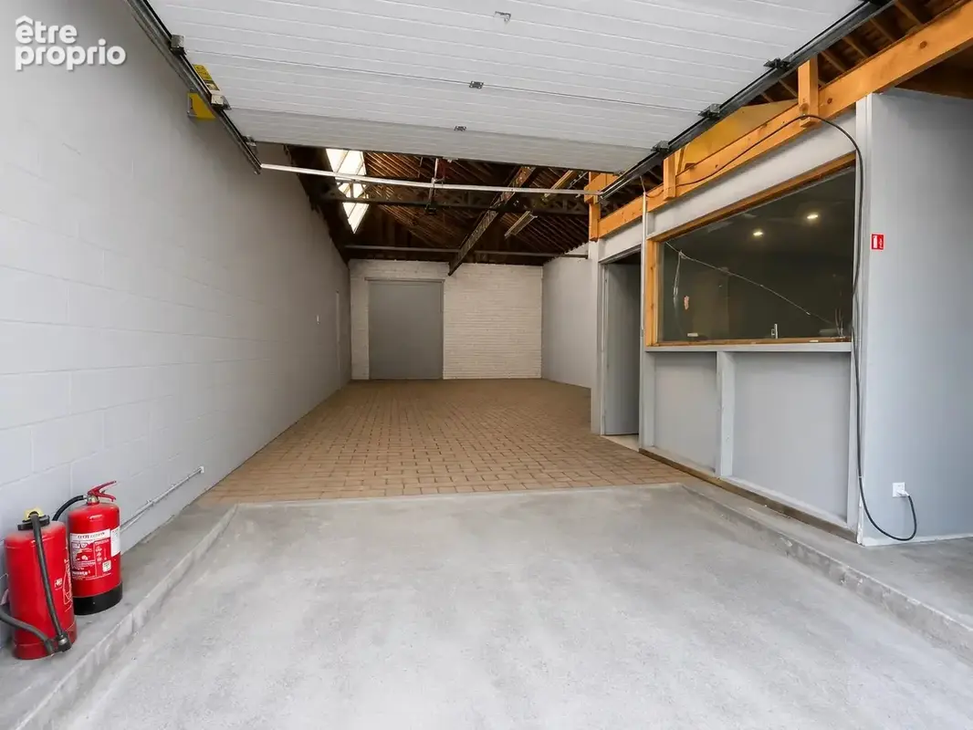 Hangar à usage multiple - photo 6