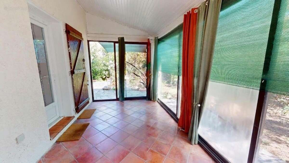Maison 76 m² à Brignoles  - photo 5