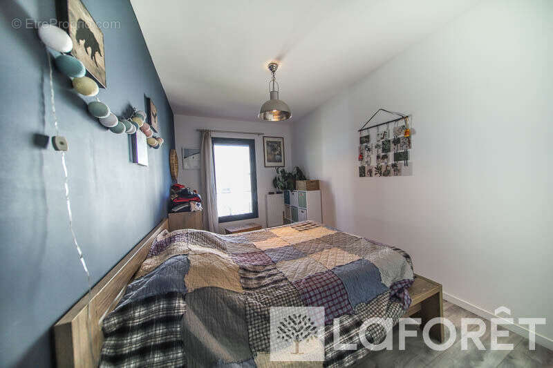 **appartement type 3 + parking privé +  2 garages - embrun - 3 pièces - photo 9