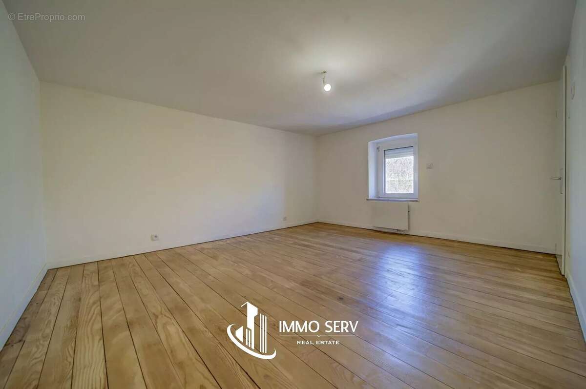 Maison à AUDUN-LE-TICHE