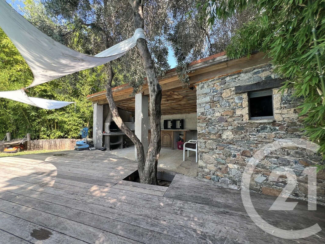 Maison 183 m² à Lucciana  - photo 7