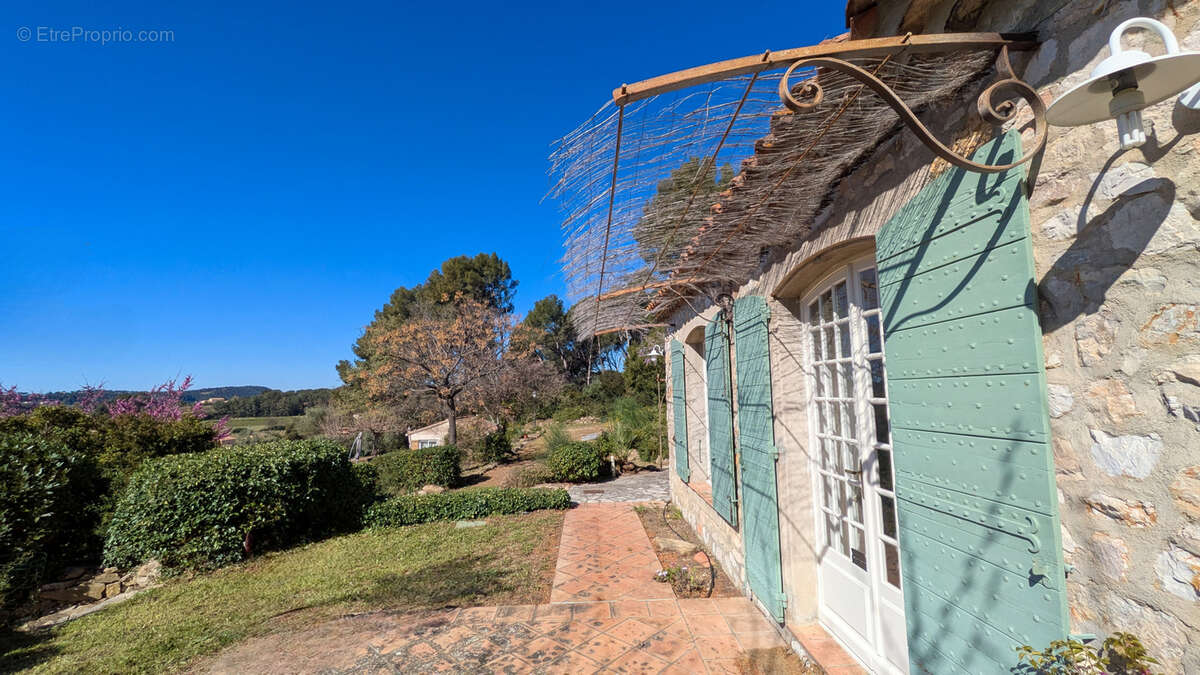 Maison à LE CASTELLET