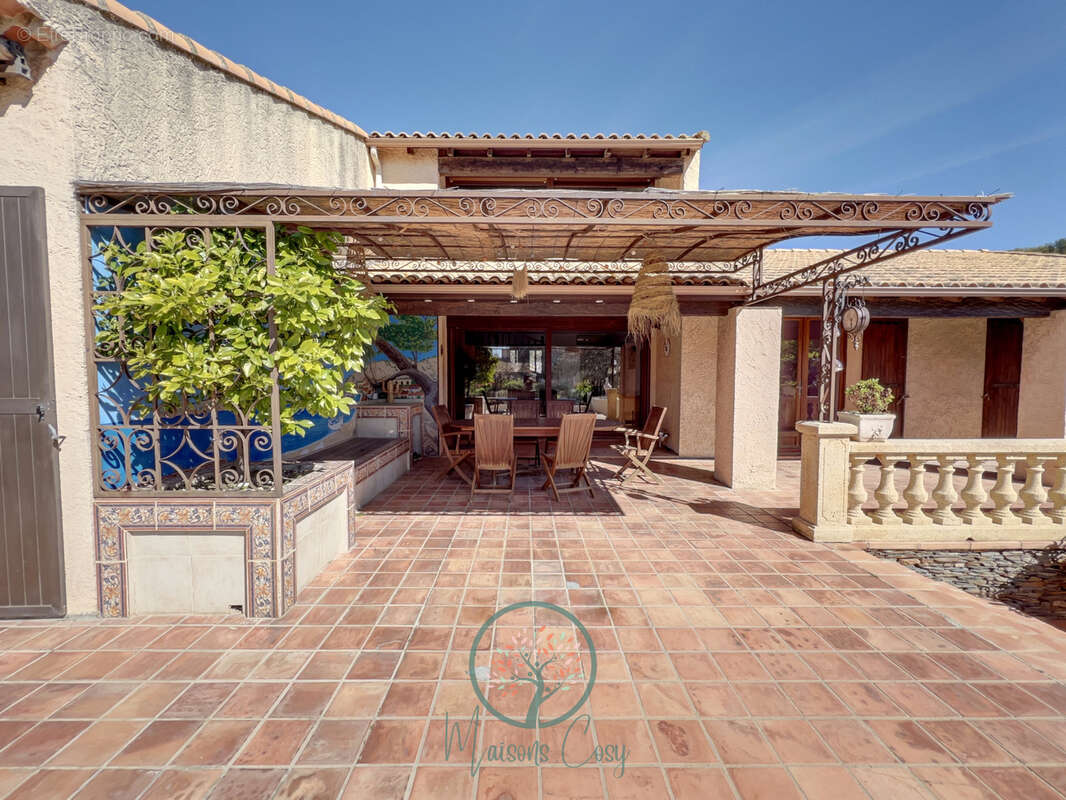Maison à SAUSSET-LES-PINS